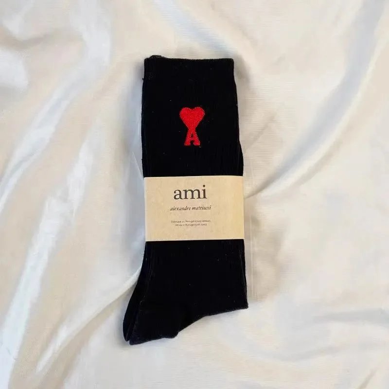 AMI Alexandre Mattiussi Ami Alexandre Mattiussi Black Socks with Red Heart Logo Black