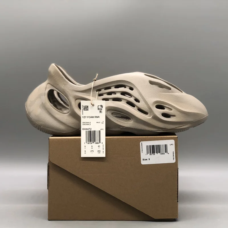Yeezy Yeezy Foam Runner GX4472 Sneakers Beige