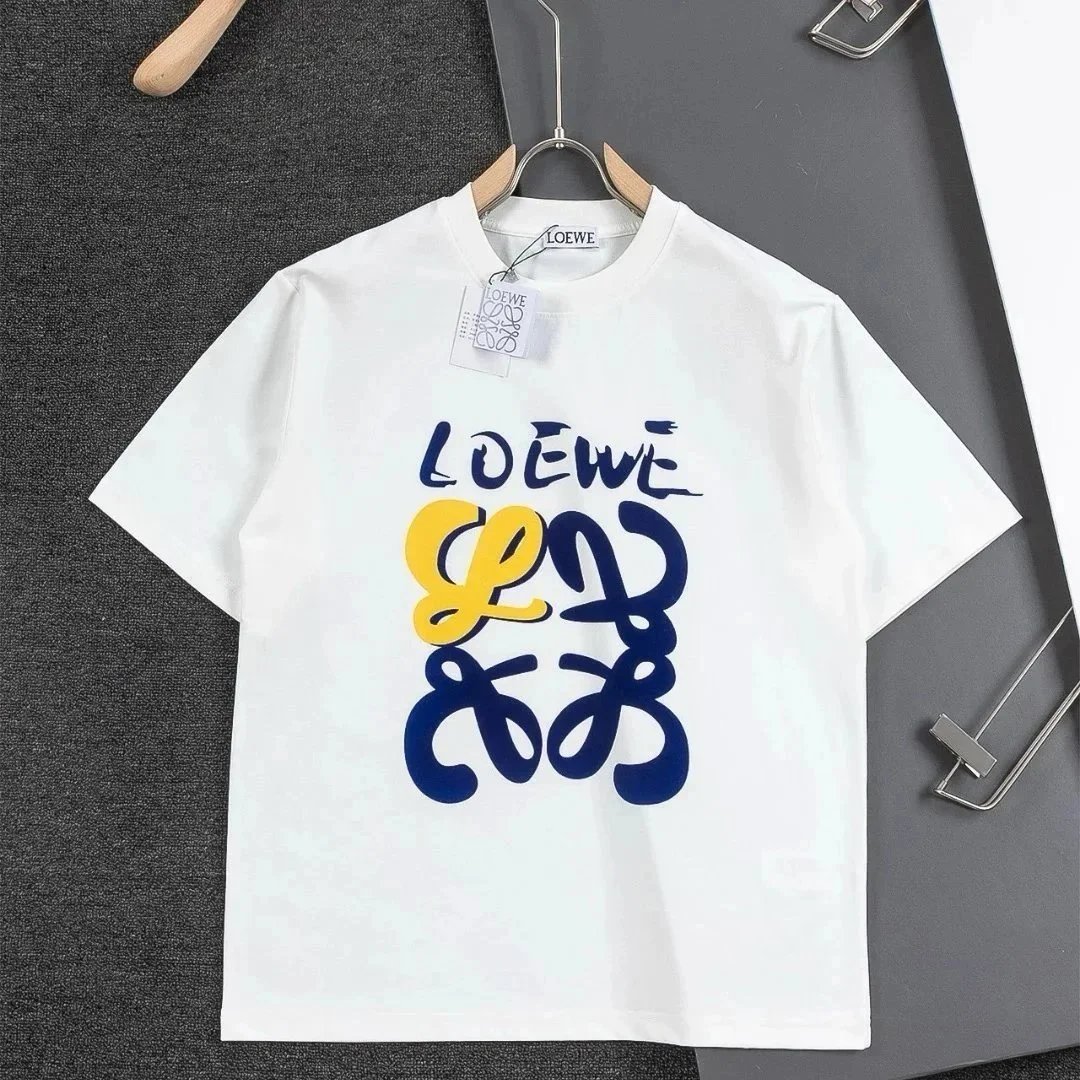 T-Shirt photo 4