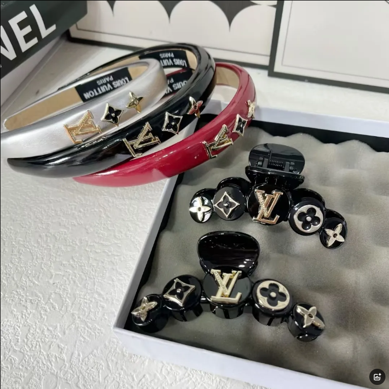 Louis Vuitton Uncategorized Metal Monogram Headband image 3