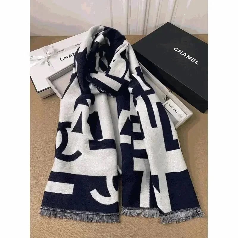 Chanel Logo Print Scarf [33 st