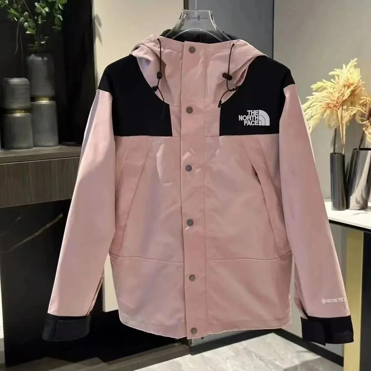Mountaineering Windproof Jacket photo 4