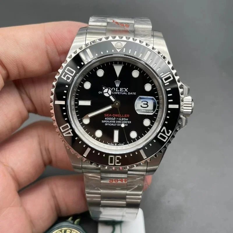 Rolex Submariner Date Two-Tone Black Dial Mechanical Watch Watches - 4