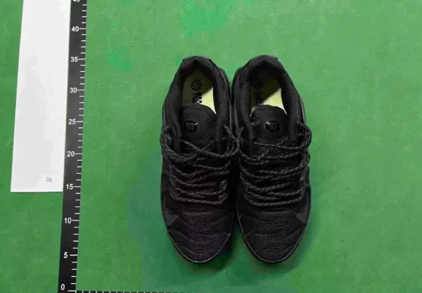 Nike Air Max Plus Black Sneakers - 5