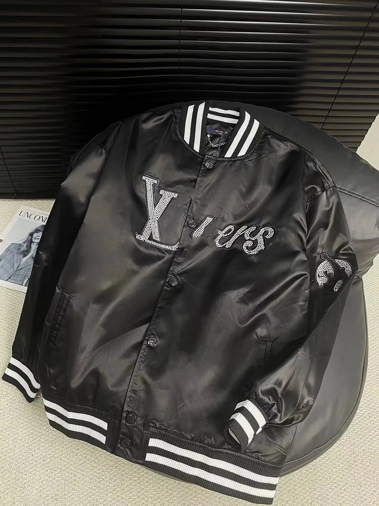 黑色（烫砖绣花）