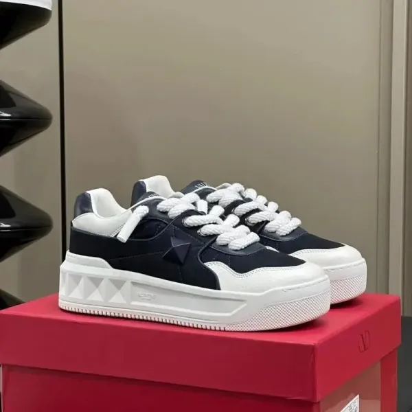 Valentino Garavani VLogo Rockstud Spike Sneakers Black Chunky Sneakers - 5