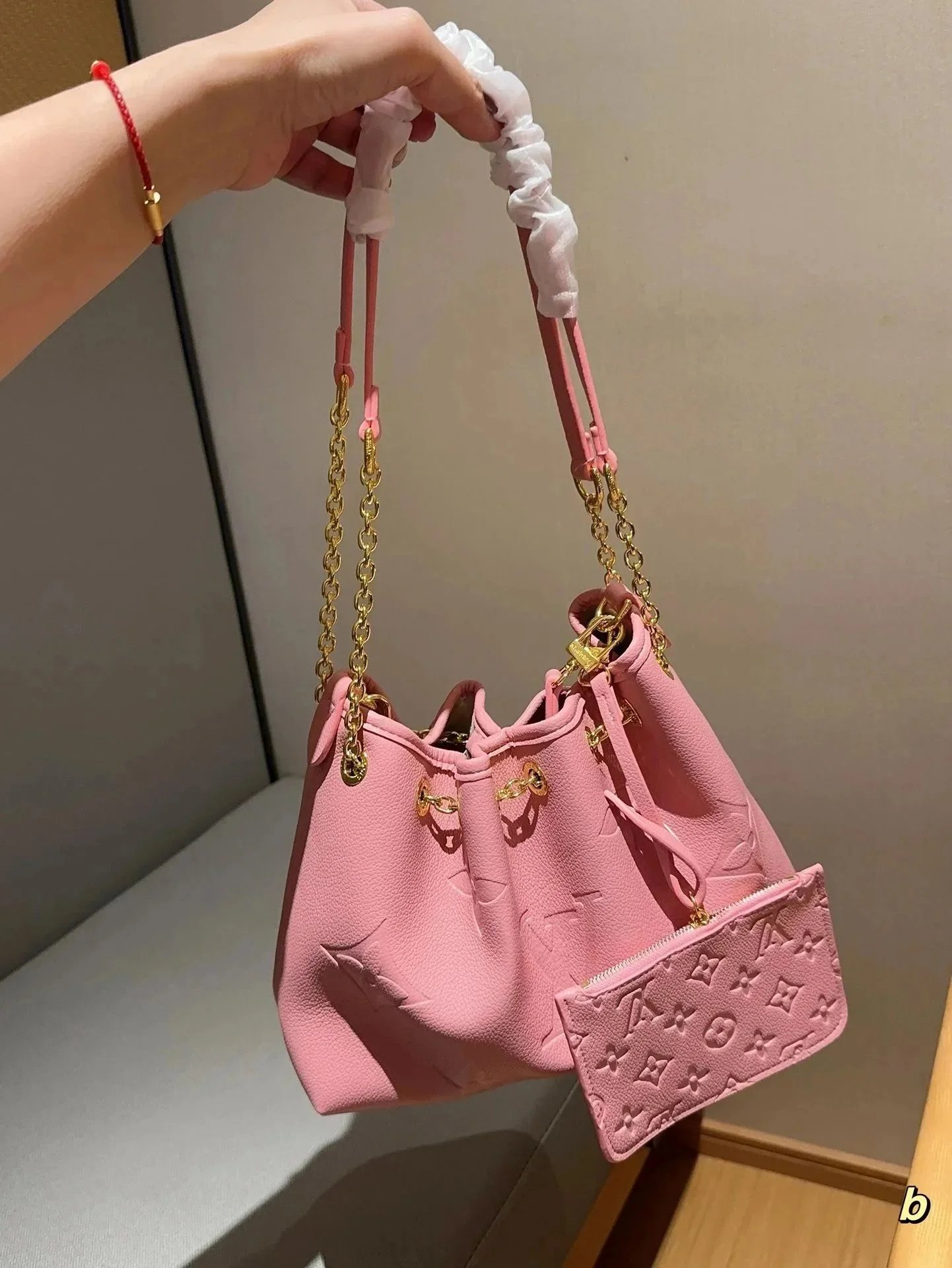 050301006-粉色（Size：28×20×11cm）