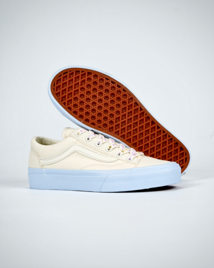 Vans Vans Old Skool Cream and Light Blue Sneakers Beige