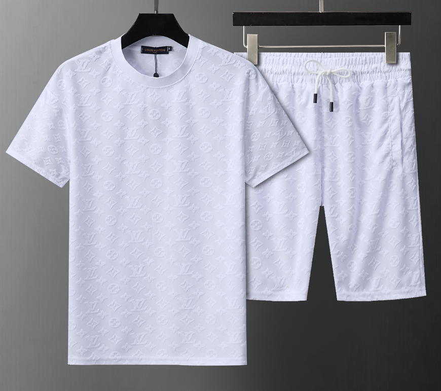 Louis Vuitton Matching T-Shirt and Shorts Sets product photo 3