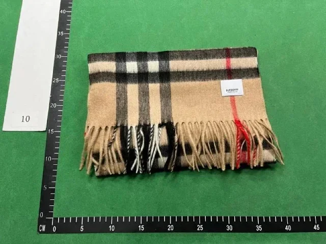 Chanel Scarves Fringed Logo Scarf product detail image 4