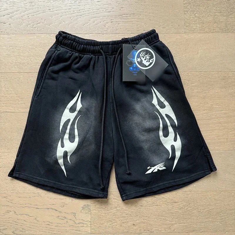 Hellstar Short