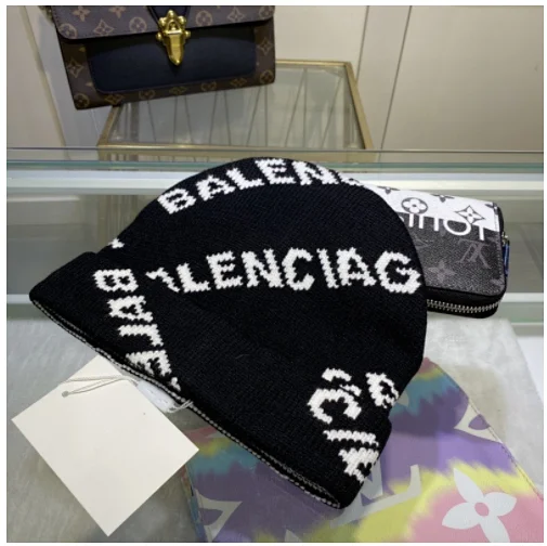 Unbranded Hats Knitted beanie with all-over text design product detail image 2