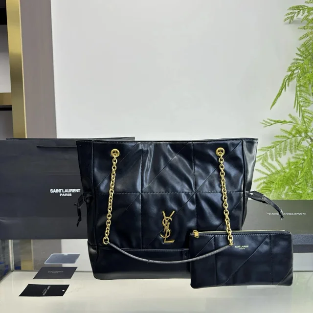 Saint Laurent Crossbody Bags Logo flap and chain-strap designs product detail image 1