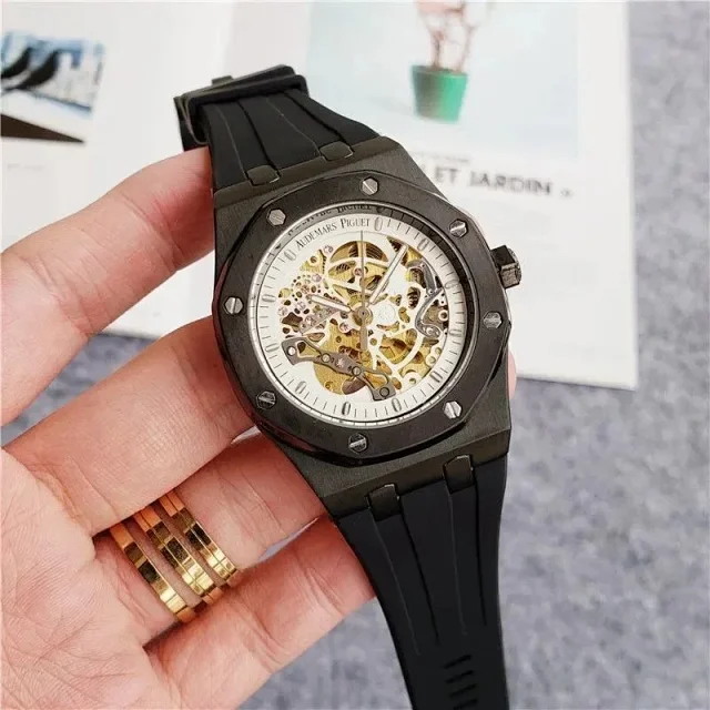 Audemars Piguet Watches Bracelet Watch product detail image 9