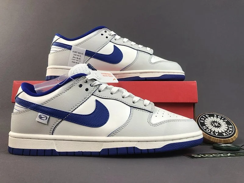 Nike SB Dunk Low Pre