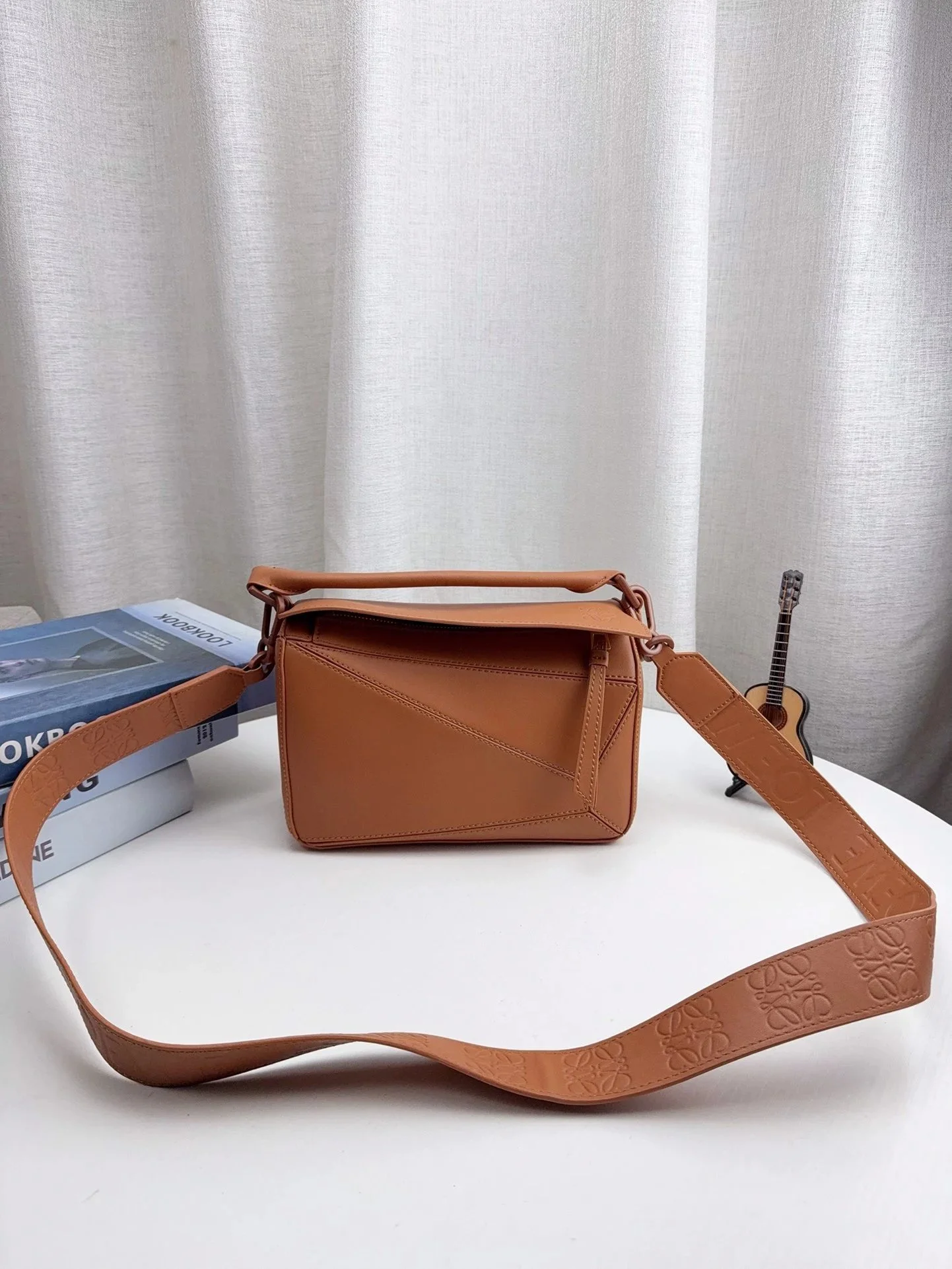 Loewe Puzzle Cognac 