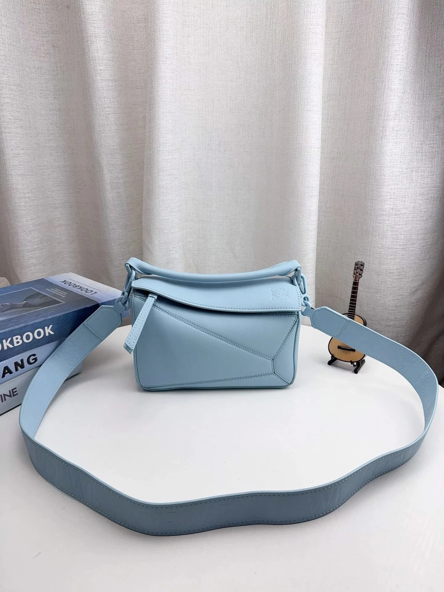 Loewe Puzzle Blue Ba