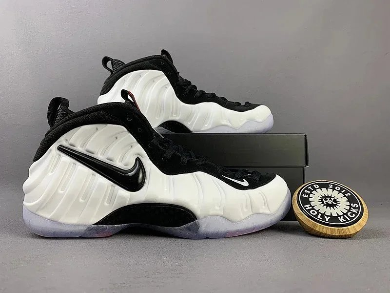 Nike Air Foamposite One Sneakers - 001130
