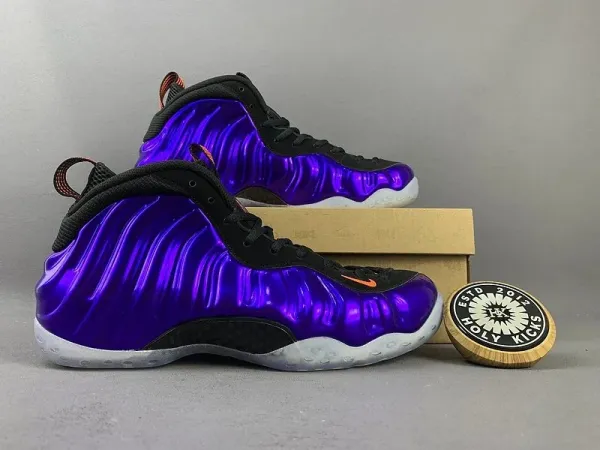 Nike Air Foamposite One Purple Metalllic Sneakers - 1