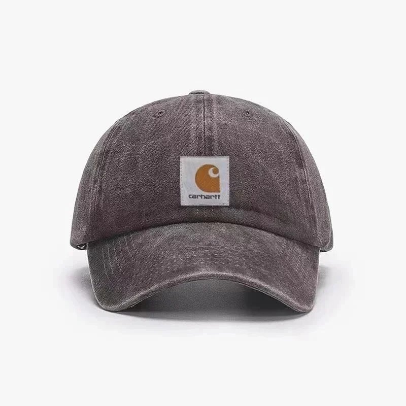 C Waschen Sie Wasser und machen Sie eine alte Schirmmütze