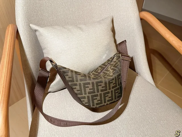 Fendi Multiple bag styles product detail image 1