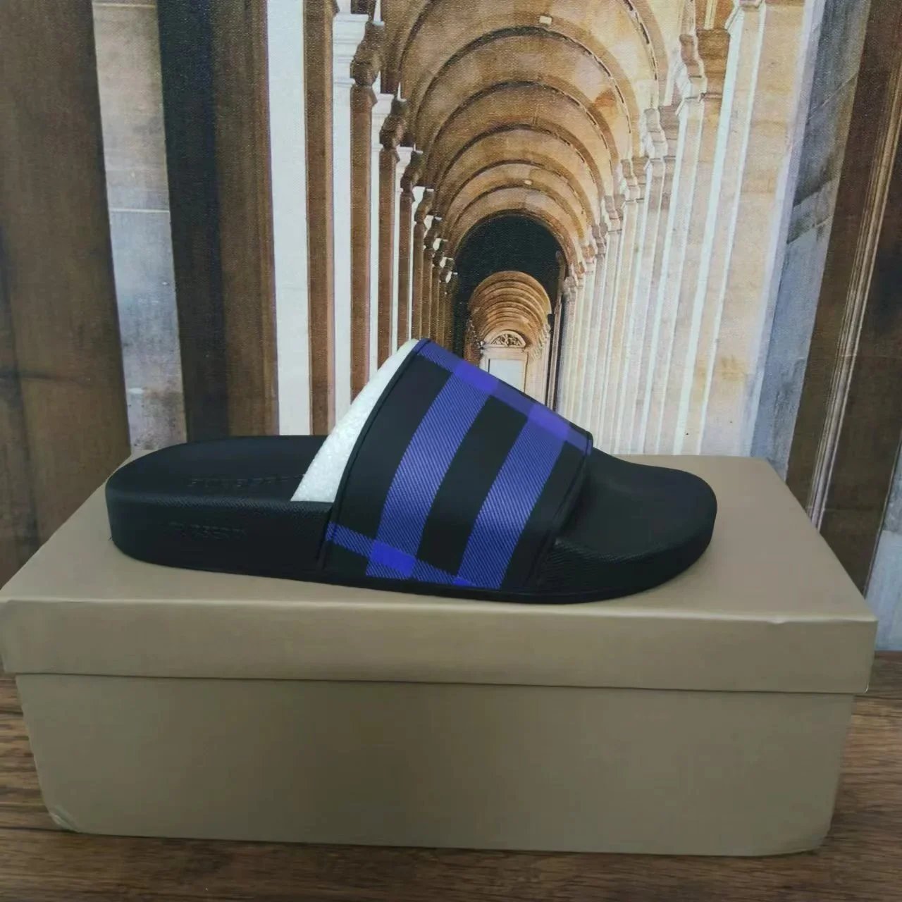 Burberry Check Slide Sandals Brown - 9
