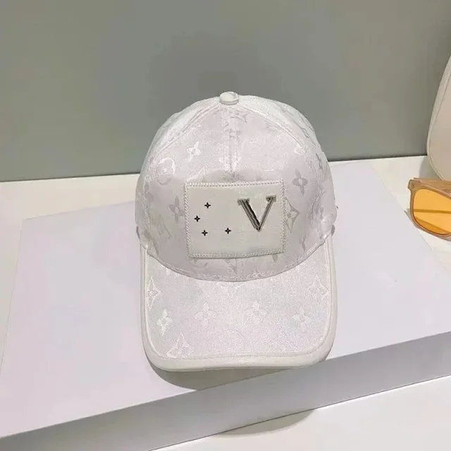 Louis Vuitton Hats MX 04 Monogram and checkerboard baseball cap product detail image 5
