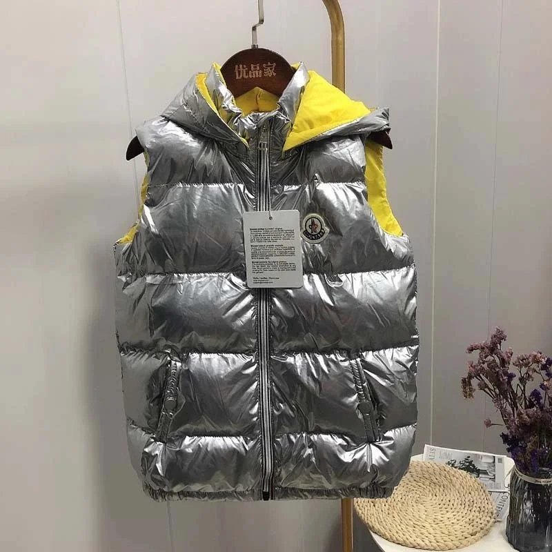 Moncler Kids Hooded Down Vest Red - 10