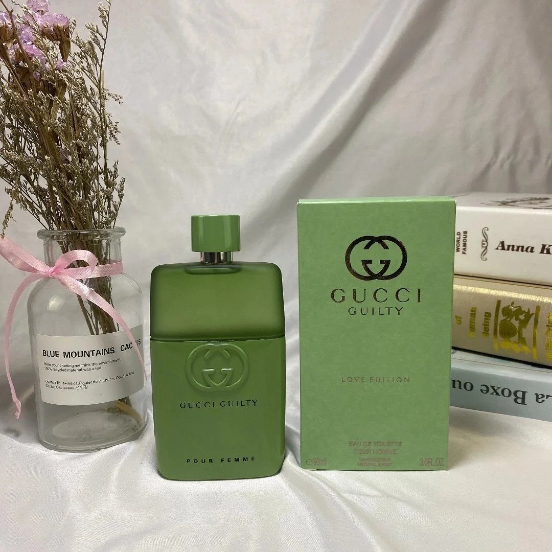 Burberry Hero — Gucci Sin Love