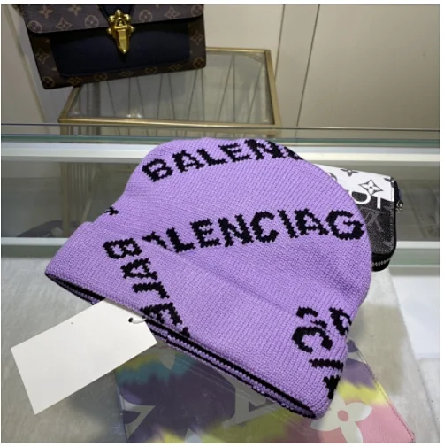 Unbranded Hats Knitted beanie with all-over text design product detail image 6