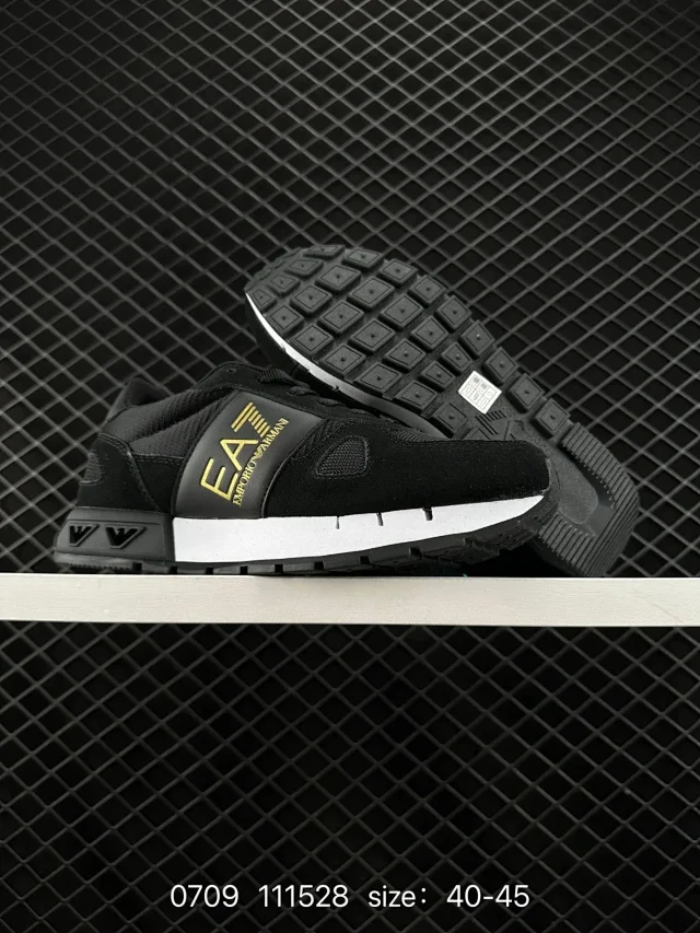 Emporio Armani Multiple low-top sneaker models product detail image 8