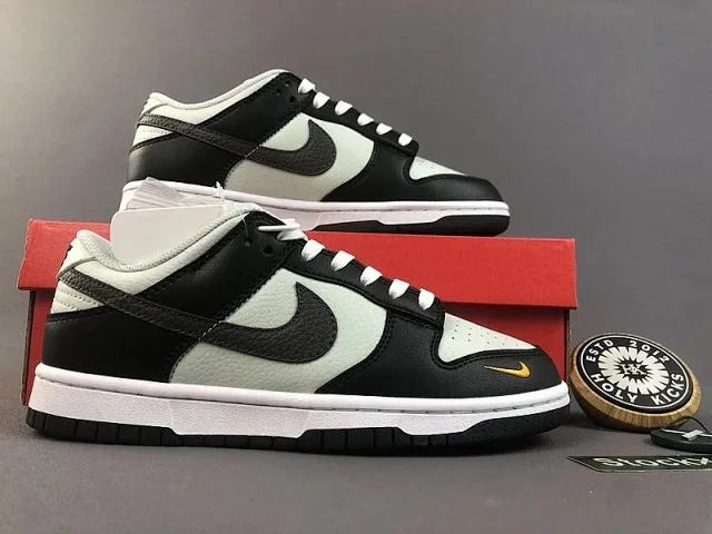 Nike Sneakers Low-top lace-up with Swoosh logo product detail image 8
