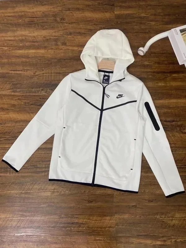 Nike Tech Fleece Windrunner Jacket in White/Black White