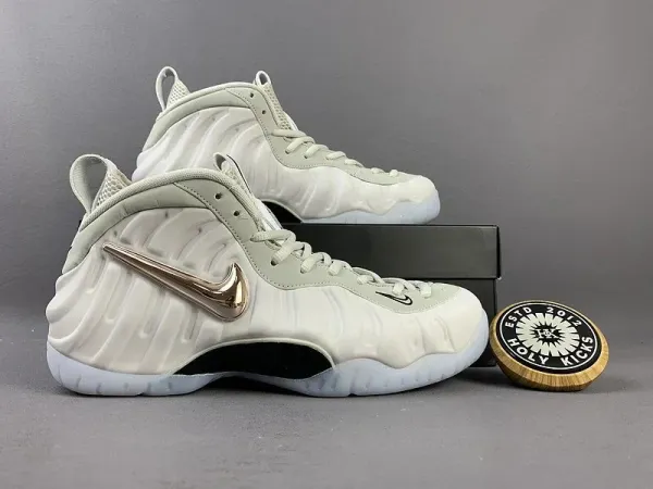Nike Air Foamposite One Metallic Silver White Sneakers - 1