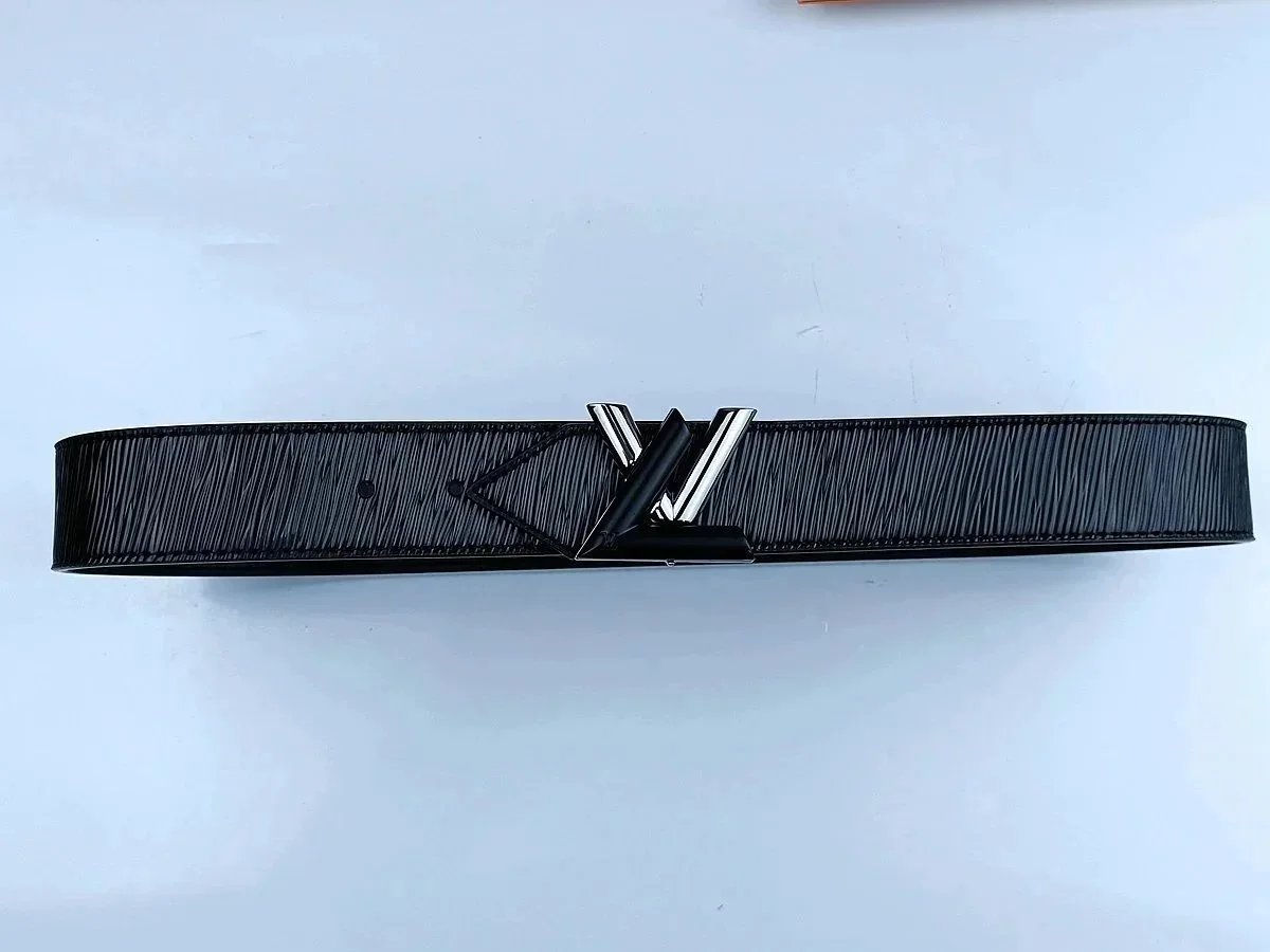 Louis Vuitton Tiger Motif Leather Belt White - 9