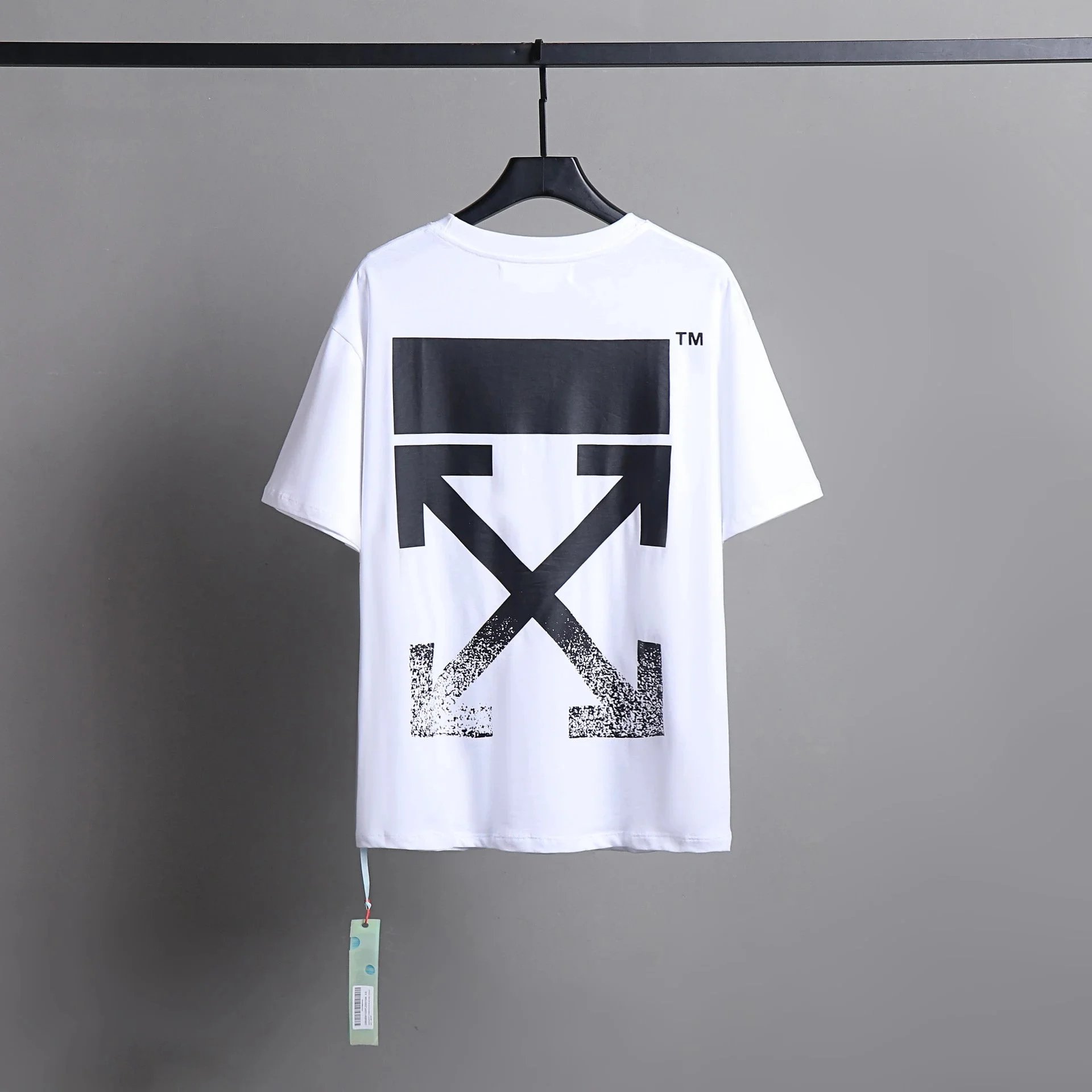 Off White Arrow Print Black White Graphic T-Shirt