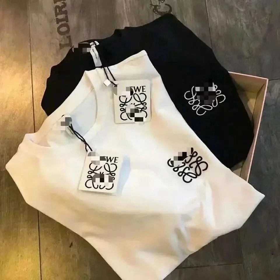 Loewe Anagram Embroidered Pocket T-Shirt Black product detail 2 in Litbuy spreadsheet finds