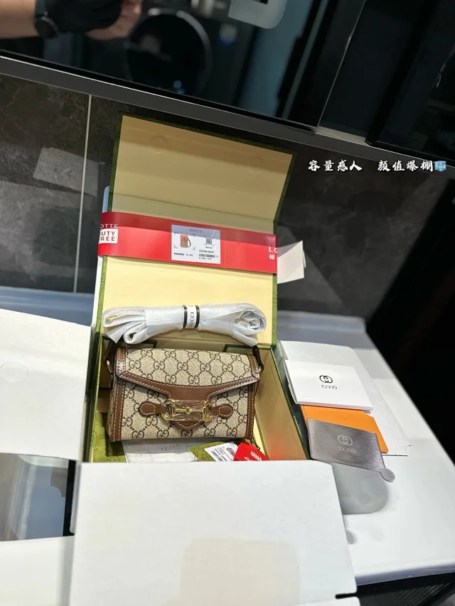 Gucci Crossbody Bags Horsebit Flap product detail image 5