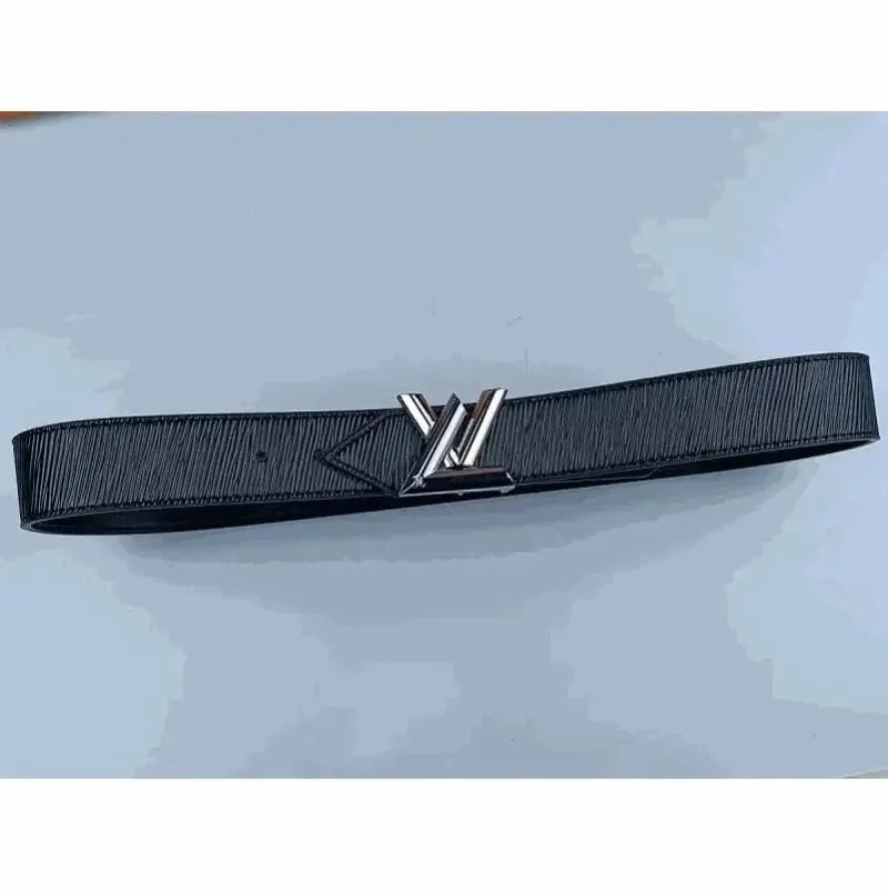 Louis Vuitton LV Initiales Bel