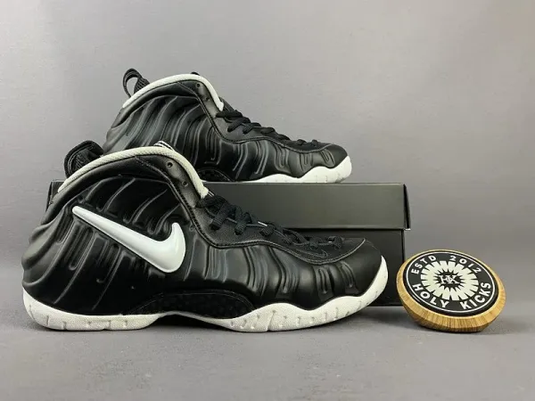Nike Air Foamposite One Black/White Sneakers - 1