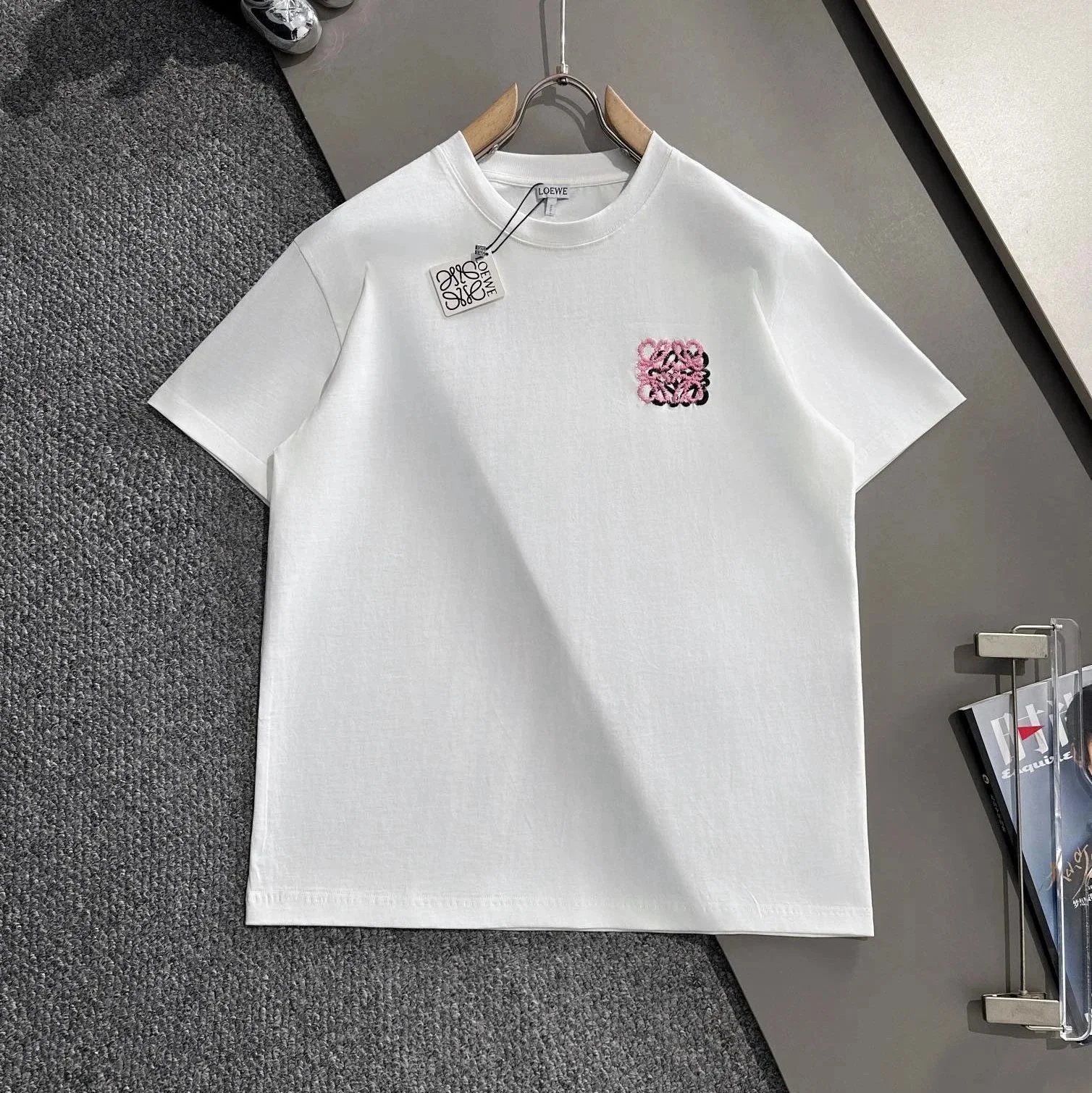 T-Shirt photo 7