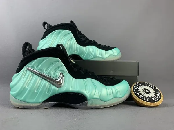 Nike Air Foamposite One Mint Green Sneakers - 1