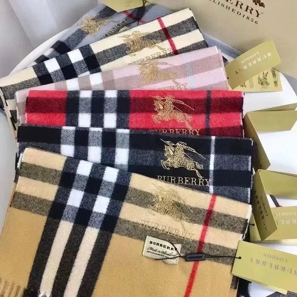 Burberry Classic Check Cashmere Scarf Black / White / Gray Scarf Scarves product detail 2 in Litbuy spreadsheet finds