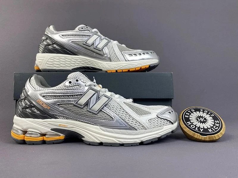 New Balance 1906R Sneakers - 002128