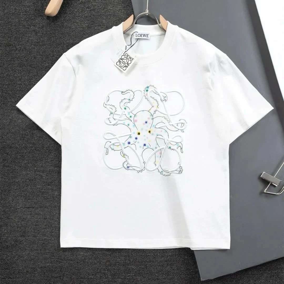 T-Shirt photo 2