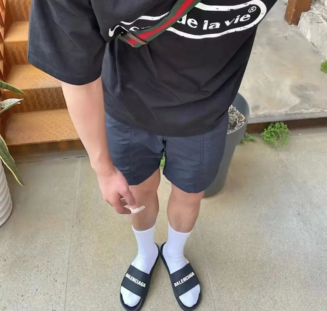 高品质拖鞋: findsindex.com