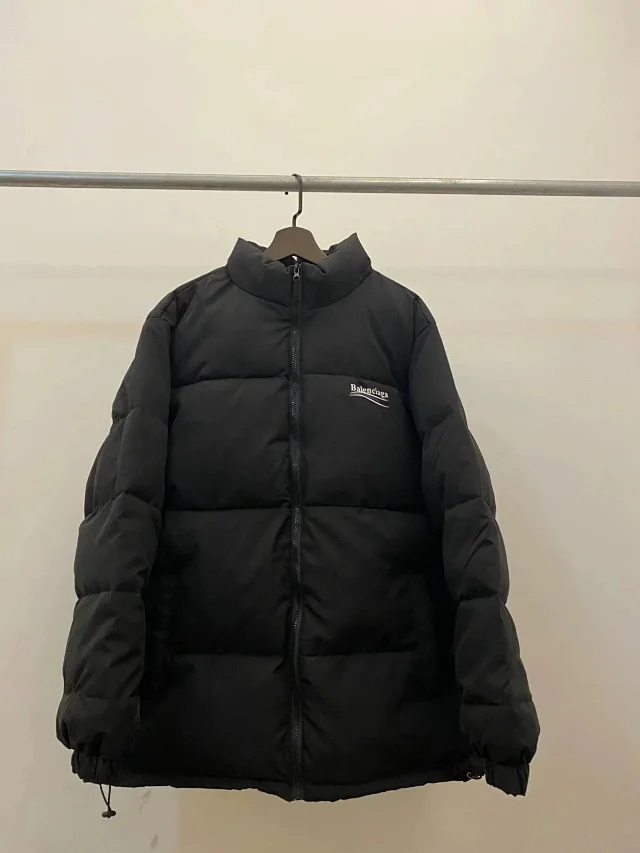 Balenciaga Down Jackets Stand-Collar Quilted Puffer Jacket product detail image 3