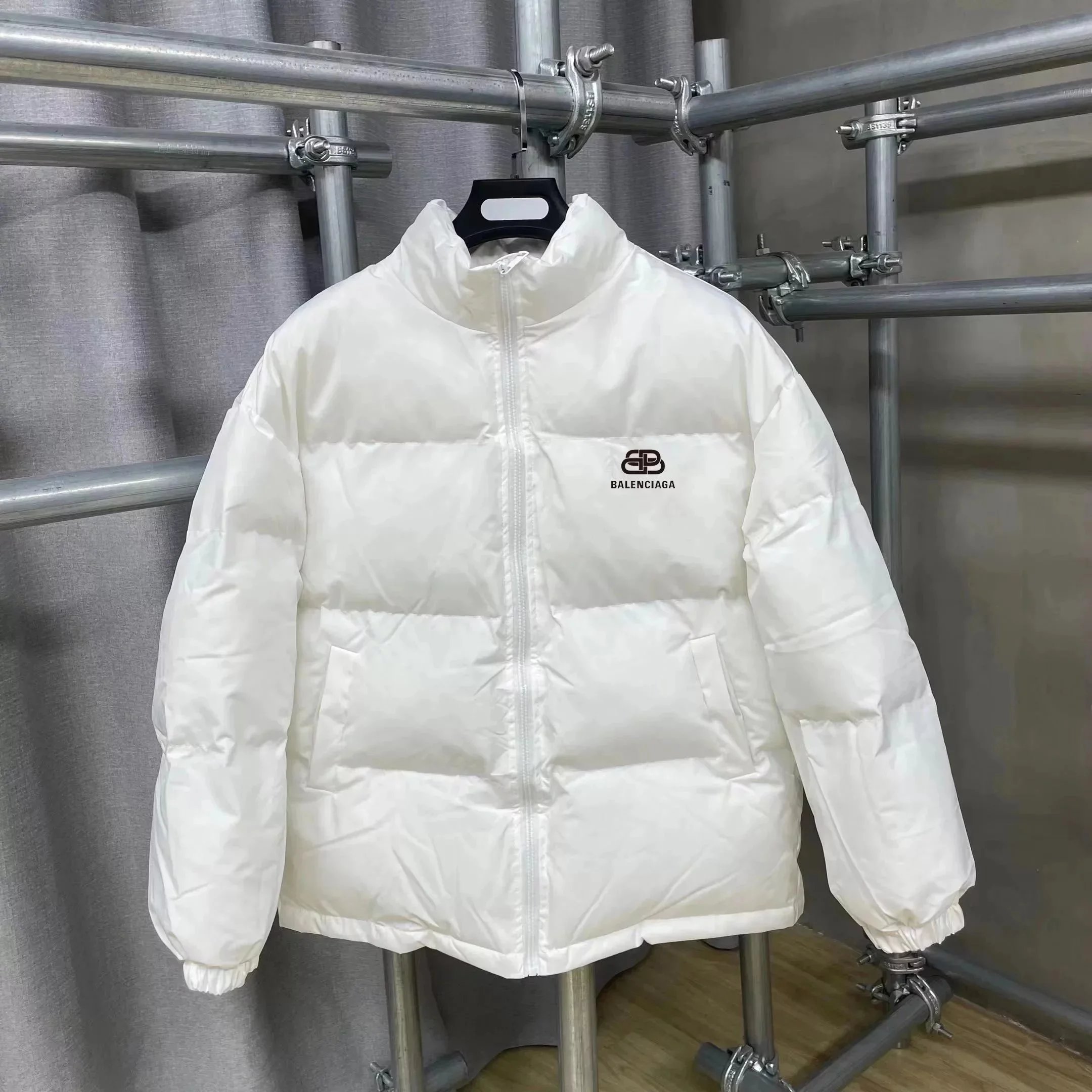 Balenciaga Down Jackets Stand-Collar Quilted Puffer Jacket image 4