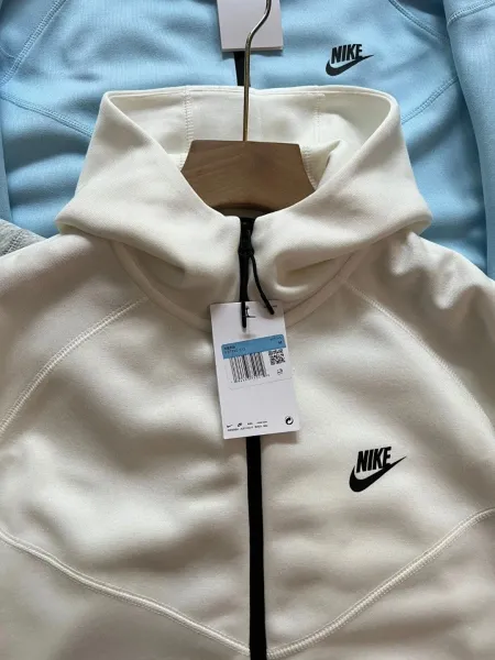 Nike Tech Fleece Windrunner Black Hooded Jacket - 8