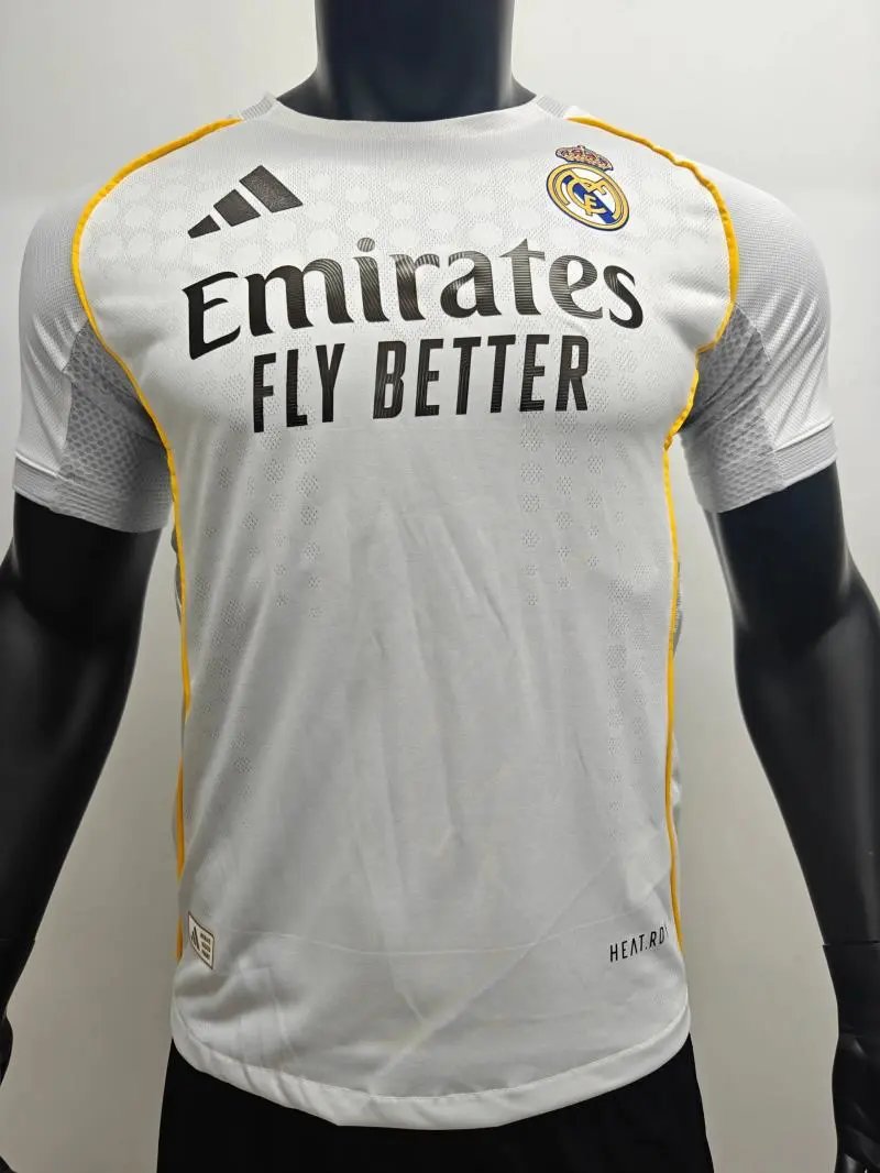 25/26 Real Madrid home player version